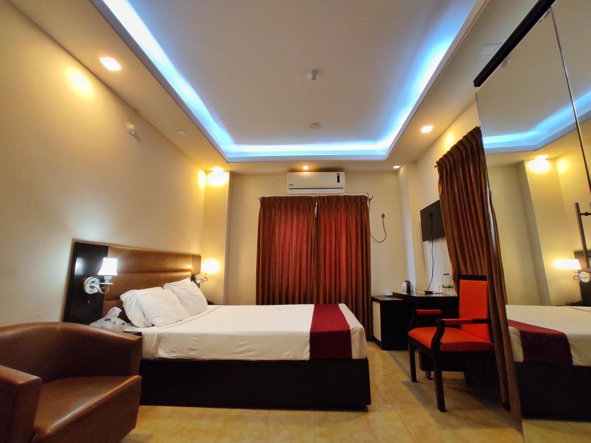 Hotel Gulshan Lake View Dhaka Exteriör bild